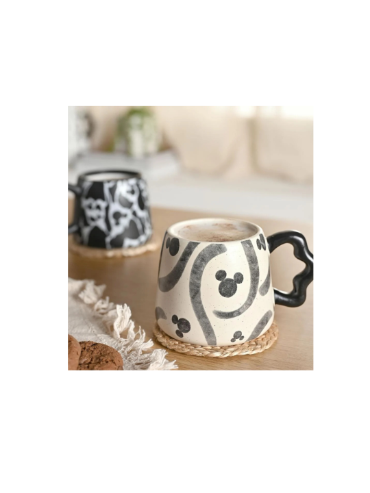 Mug 3D Shapes Black and white Mickey