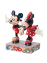 Figurine Mickey et Minnie font du roller Disney traditions 6014315