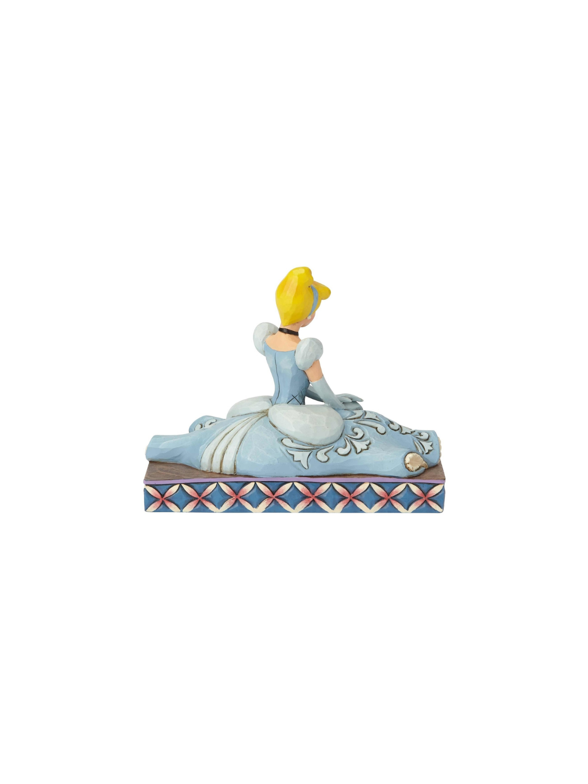 Figurine Cendrillon en pose Disney traditions