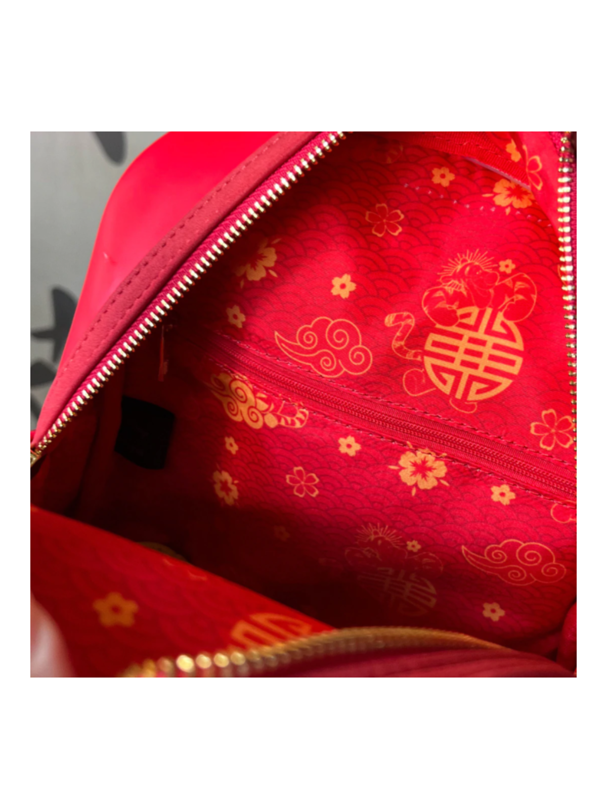 Sac à dos Tigrou New Year Lunar Winnie l'ourson LOUNGEFLY