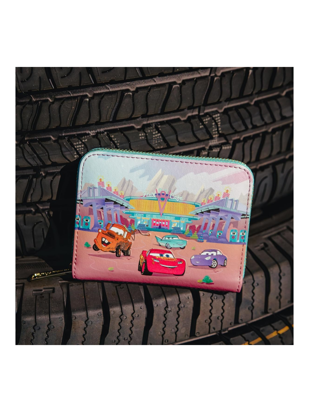 Portefeuille Cars Pixar LOUNGEFLY
