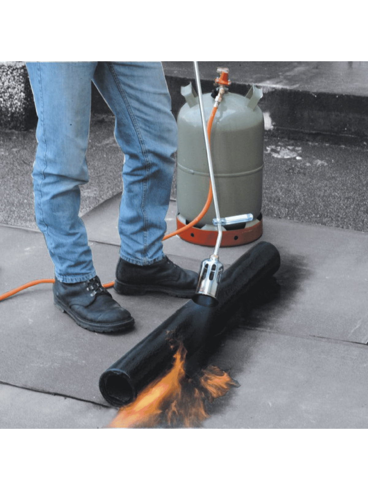 Désherbeur Thermique et Étancheur RoMaxi Piezo Premium Rothenberger 60kW