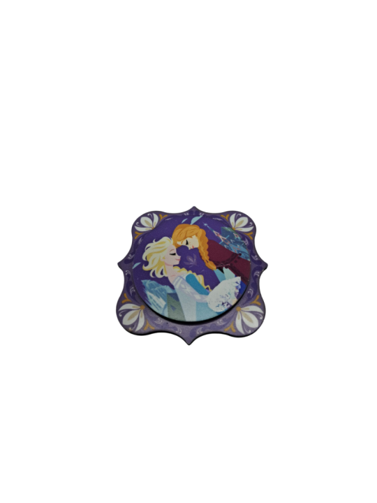 Magnet Queens of hearts World of frozen Disneyland Paris